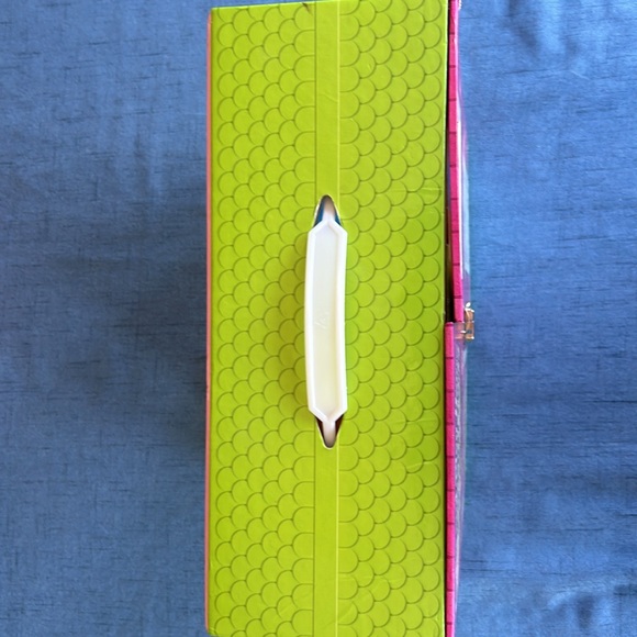 Calico Critters Carry and Play House - Picture 7 of 9